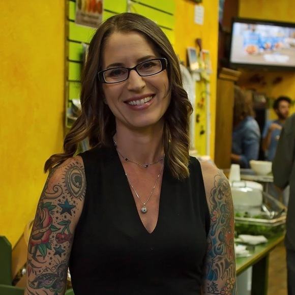 Meet your Posher, Brandy - Picture 1 of 1